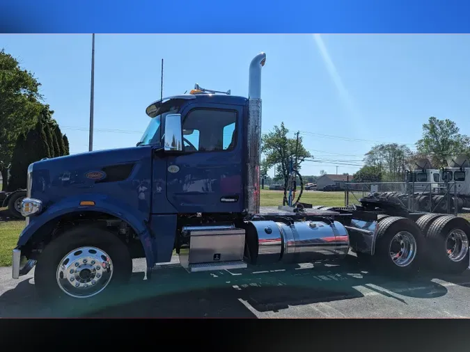 2025 Peterbilt 567