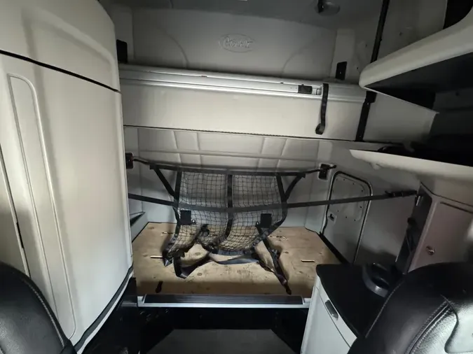 2023 PETERBILT 579d197637aa4614e79d39dd8b7e89aab55