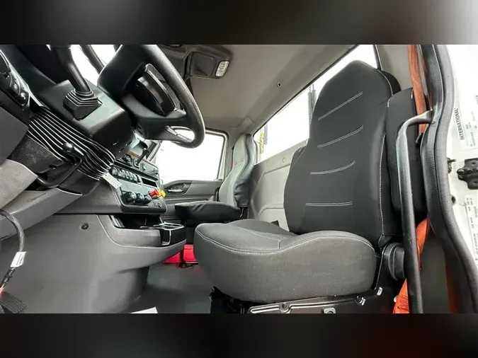 2020 INTERNATIONAL RH613