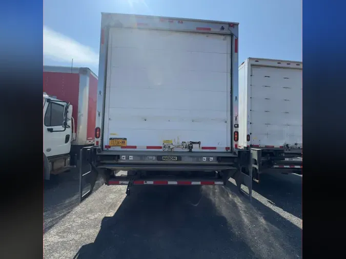 2019 FREIGHTLINER M2 106