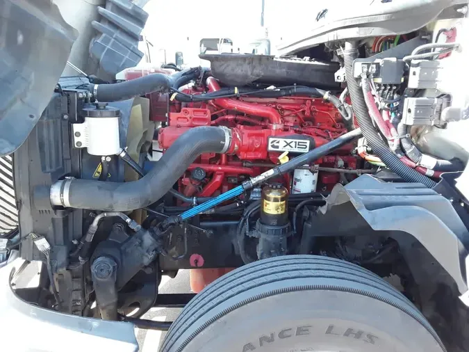 2019 NAVISTAR INTERNATIONAL LT625 SLPR CAB