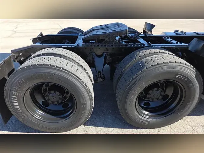 2018 INTERNATIONAL RH613