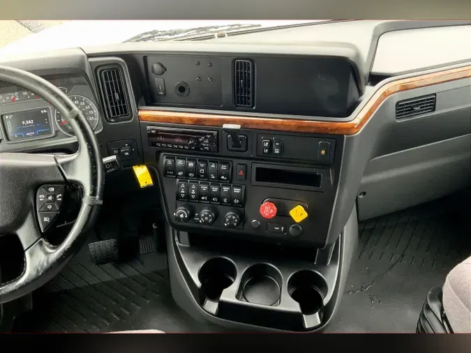 2021 INT LT625 6x4