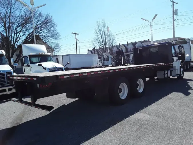 2020 FREIGHTLINER/MERCEDES M2 106d1a711da3338e207d2d0212803446344