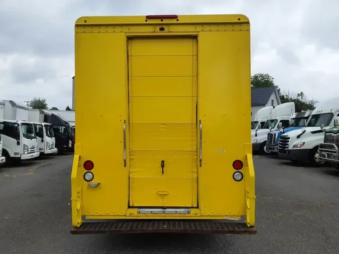 2016 FRTLR CUSTOM CHASSIS CORP MT55