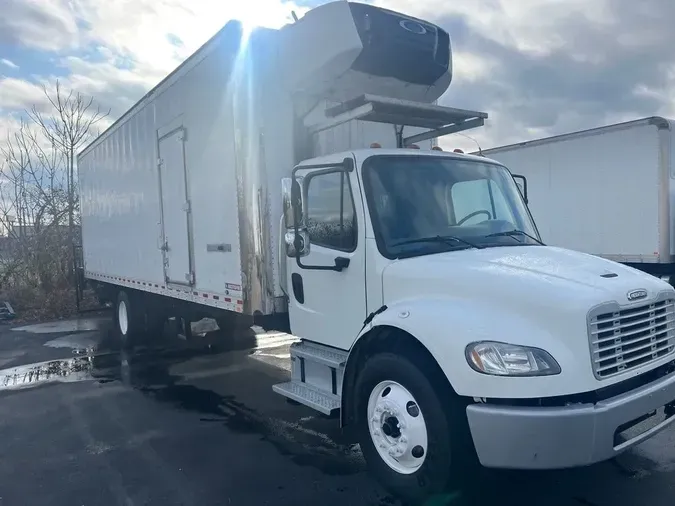 2018 Freightliner M2 106