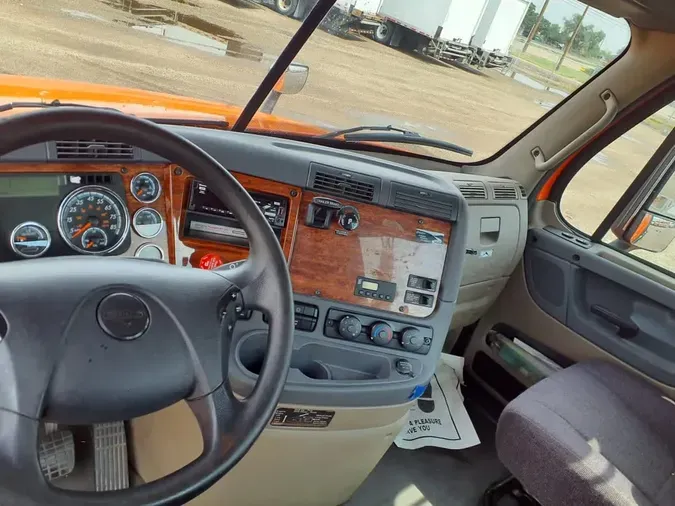 2018 FREIGHTLINER CASCADIA 125