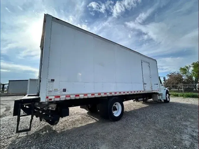 2017 FREIGHTLINER/MERCEDES M2 106