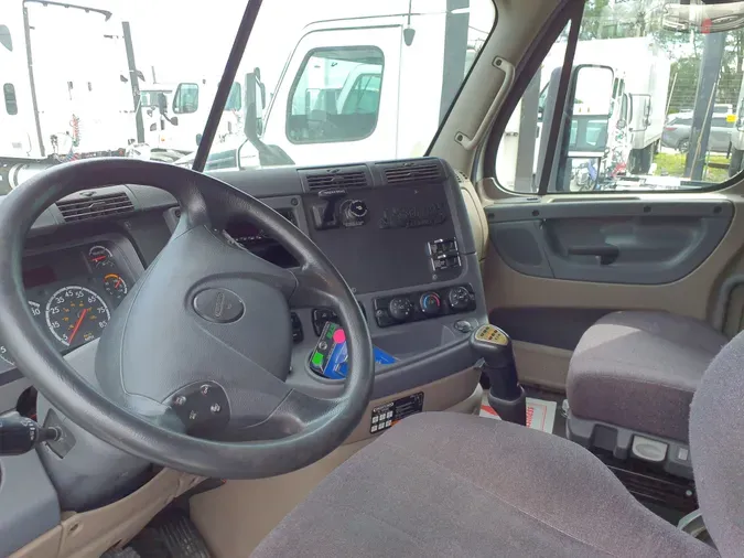 2019 FREIGHTLINER/MERCEDES CASCADIA 125