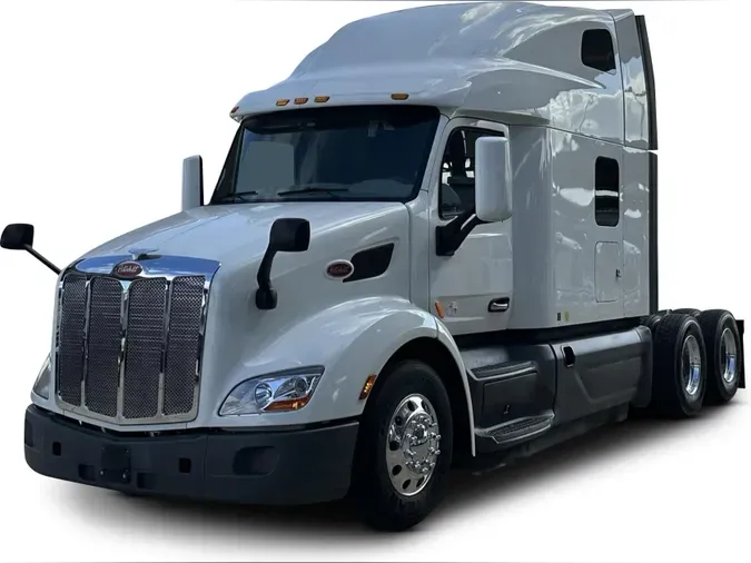 2021 Peterbilt 579d1af4e2d349cd42693e48963ca02a543