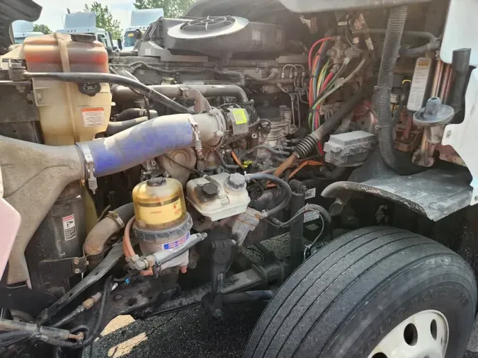 2019 FREIGHTLINER/MERCEDES CASCADIA 125