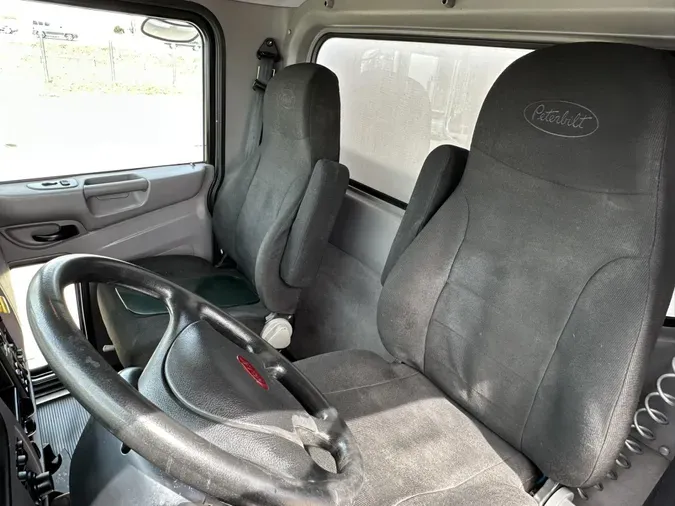 2020 Peterbilt 337d1b49ea4668efc544b2b2cf6b172fbb5