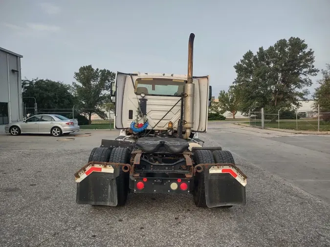 2005 NAVISTAR INTERNATIONAL 8600