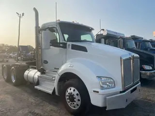 2020 Kenworth T880