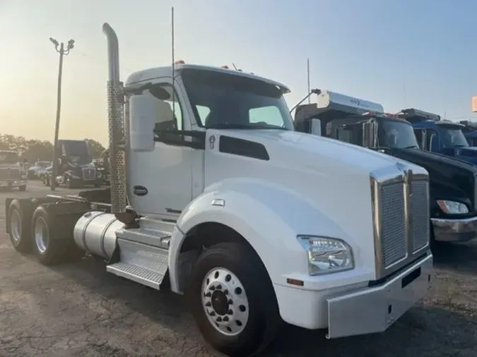 2020 Kenworth T880d1b6b233fb4929bd6bdfb4e8241db83e