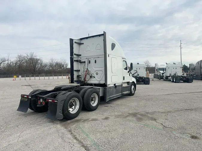 2020 Freightliner Cascadia