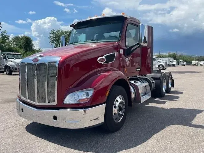 2021 Peterbilt 579