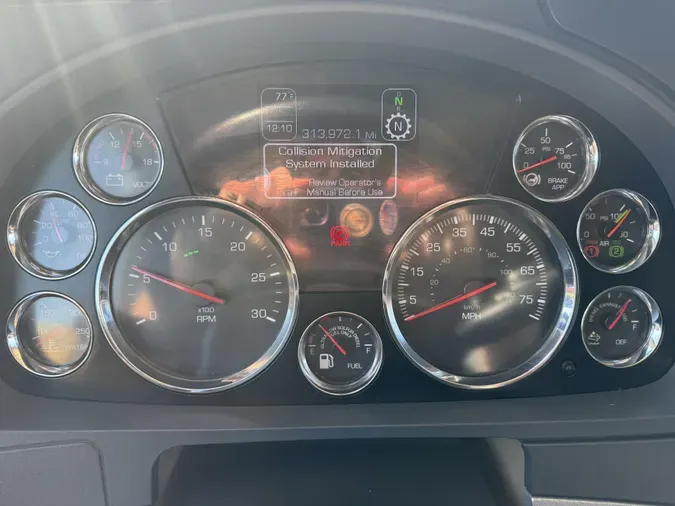 2022 Kenworth T680d1bc172a283e8ca2d41f545ae0dc3b18