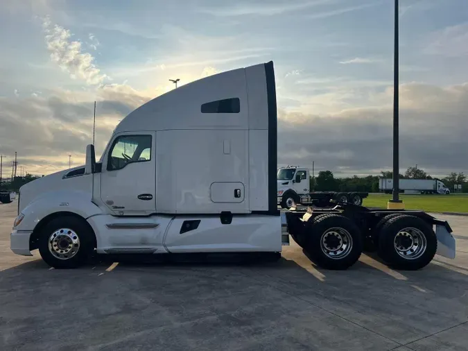 2021 Kenworth T680