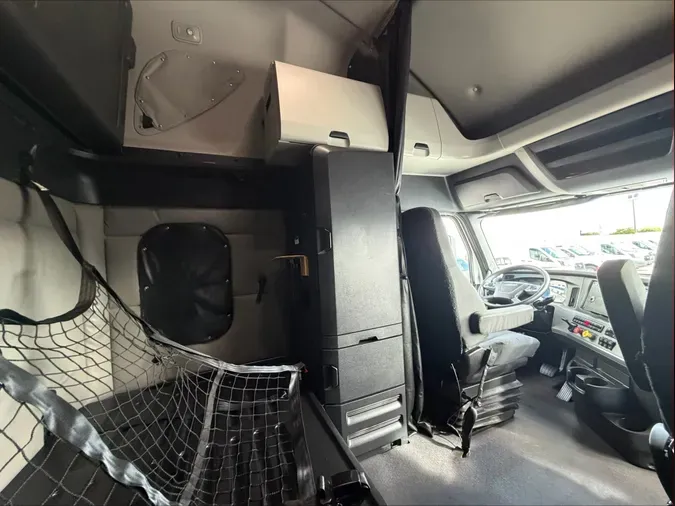 2022 Freightliner PT126SLP