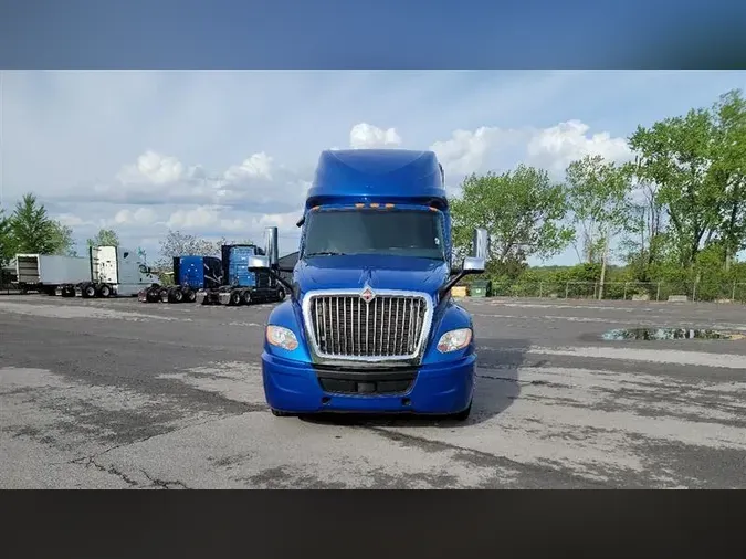 2020 INTERNATIONAL LT