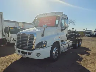 2018 FREIGHTLINER/MERCEDES CASCADIA 125