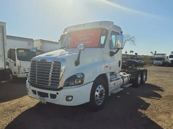 2018 FREIGHTLINER/MERCEDES CASCADIA 125d1c267e51b201753aea3aa6880fafa70