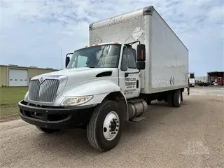 2018 INTERNATIONAL DURASTAR 4300