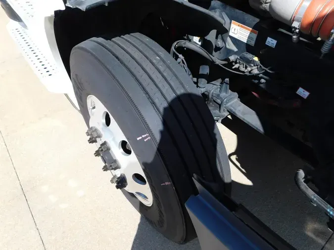 2020 Freightliner New Cascadia 126