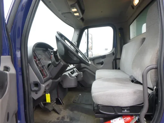 2017 Freightliner Business Class M2 106