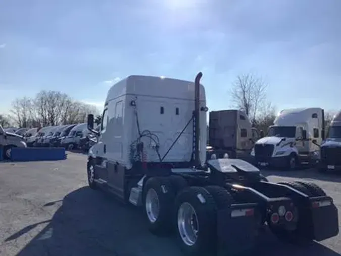 2020 Freightliner Cascadia