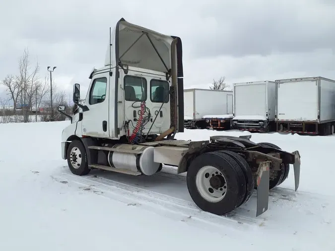 2019 FREIGHTLINER/MERCEDES NEW CASCADIA 116