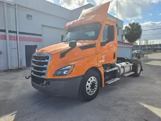 2019 FREIGHTLINER/MERCEDES NEW CASCADIA 126