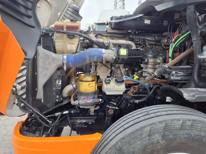 2020 FREIGHTLINER/MERCEDES CASCADIA 125