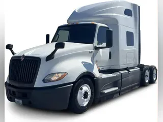 2024 International LT625