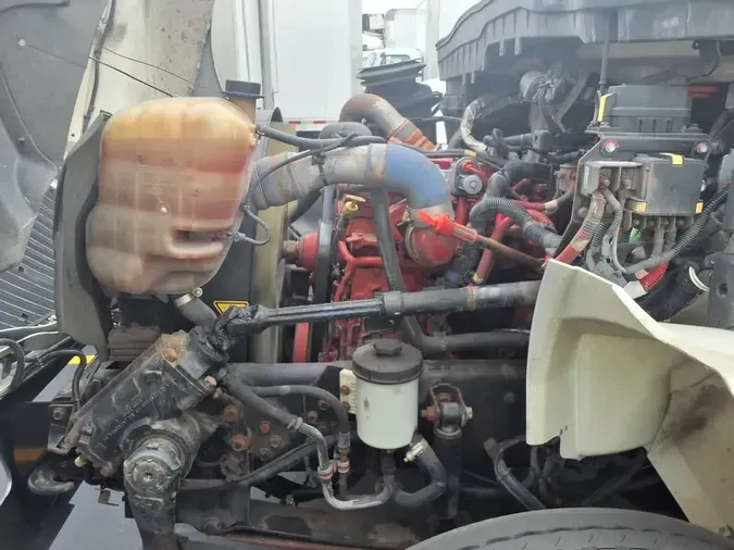 2019 NAVISTAR INTERNATIONAL 4300