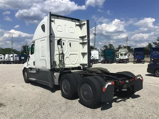 2020 FREIGHTLINER CA126