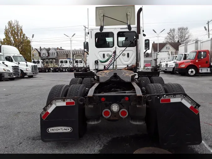 2018 FREIGHTLINER/MERCEDES CASCADIA 125