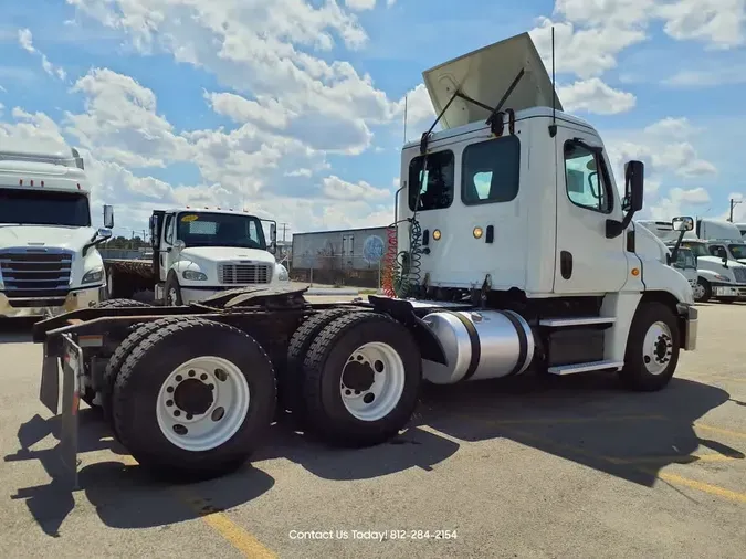 2018 FREIGHTLINER CASCADIA 125