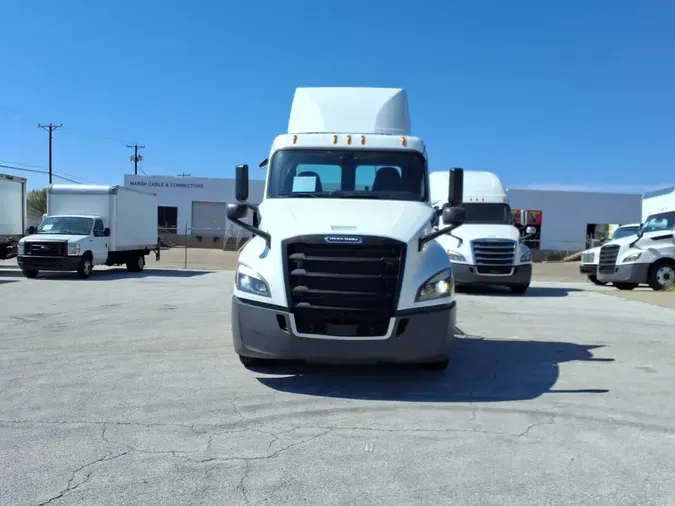 2019 FREIGHTLINER/MERCEDES NEW CASCADIA PX12664