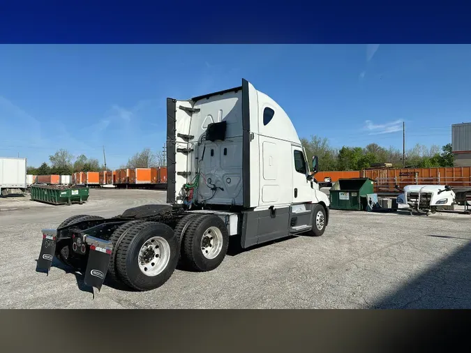 2021 Freightliner Cascadia