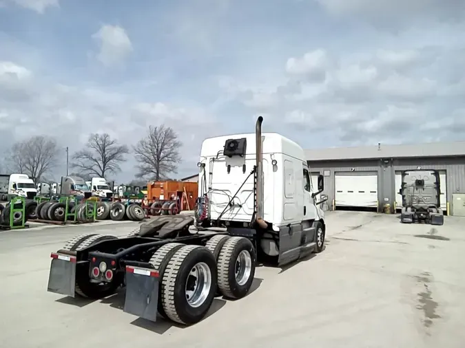 2021 Freightliner Cascadia 126d2055d461d43a4a0270b30f6e5873366