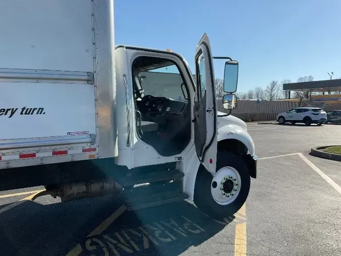 2020 Freightliner M2