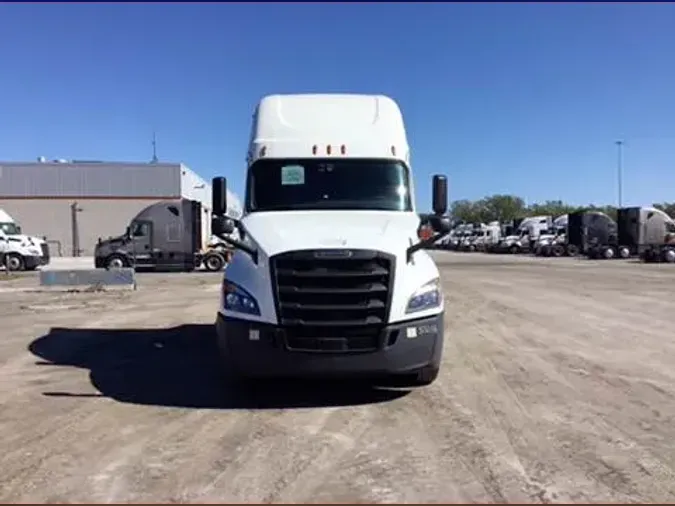 2020 Freightliner Cascadia