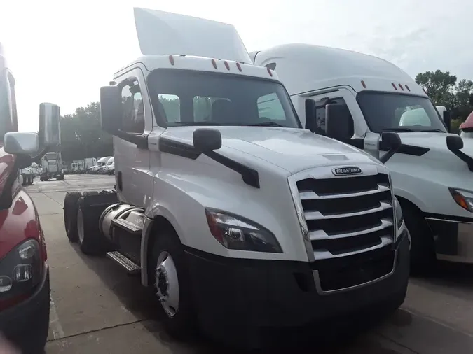 2018 FREIGHTLINER NEW CASCADIA PX12664
