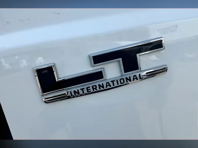 2022 INT LT625 6x4