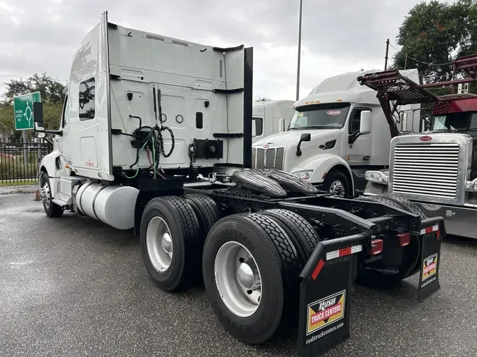2021 International LT625