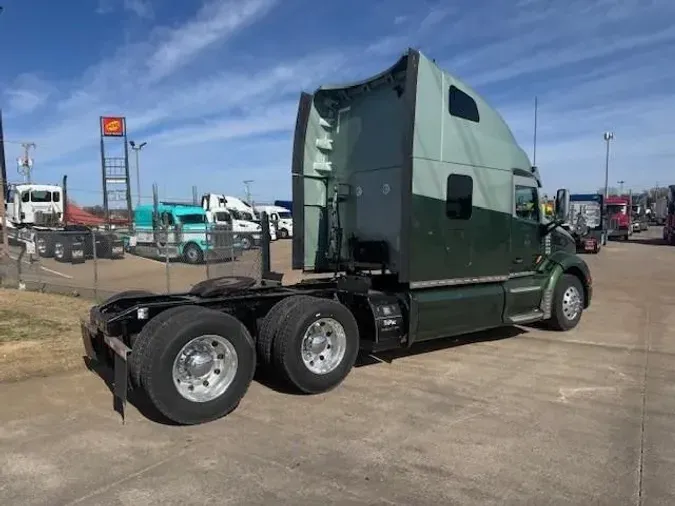 2021 Peterbilt 579d217f7e84f2e58f494f0b5698ed1e137