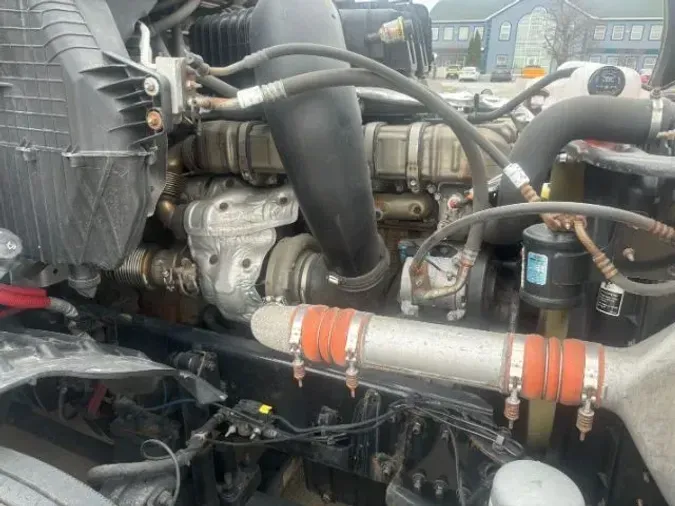 2020 Freightliner Cascadia 126