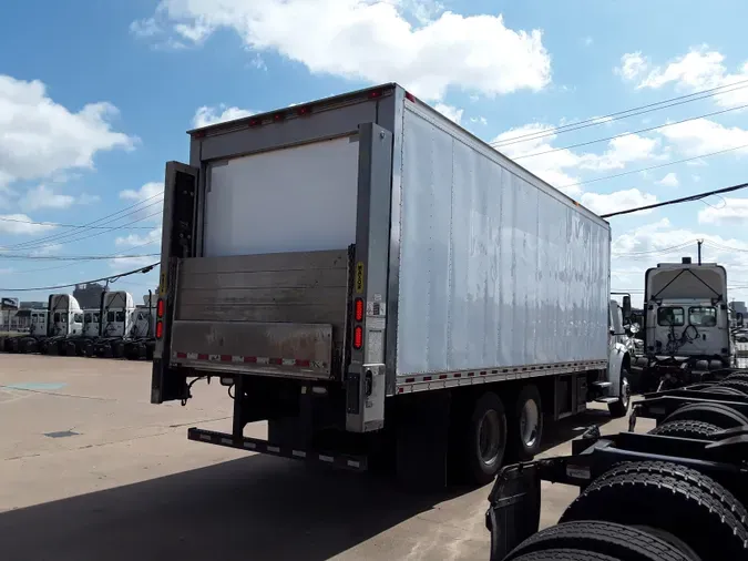 2018 FREIGHTLINER/MERCEDES M2 106